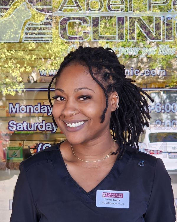 Parissa, Veterinary Assistant